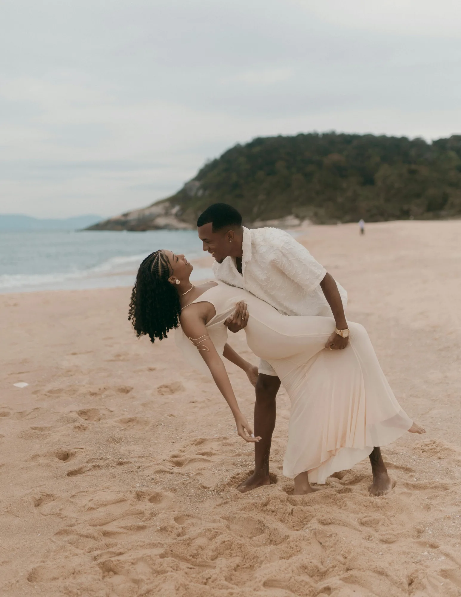 Couple on the Escape: When Love Needs Rest, Breath, and a Moment to Feel Alive Again